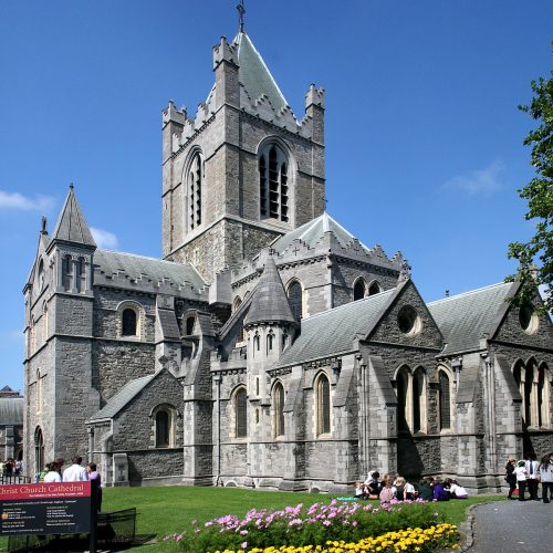 1200px-Christ_Church_Cathedral_(Dublin)